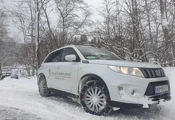 auto_ketten_von_vorne_quer.jpg