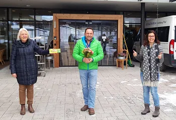 bergabe_ausschnitt_fr_zeitung.jpg