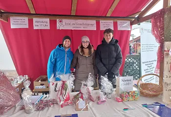 florian_christine_moritz_beim_stand.jpg