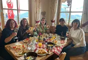 frhstcksrunde_2_mit_sekt_1.jpeg