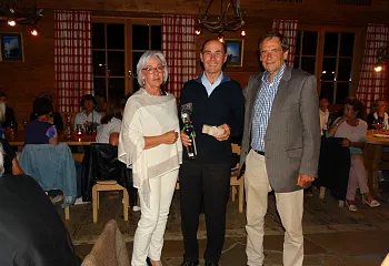 heinz_goldbacher_10_jahre_als_ehrenamtlicher_mitarbeiter_essen_auf_rdern_im_dienste_des_sprengels.jpg